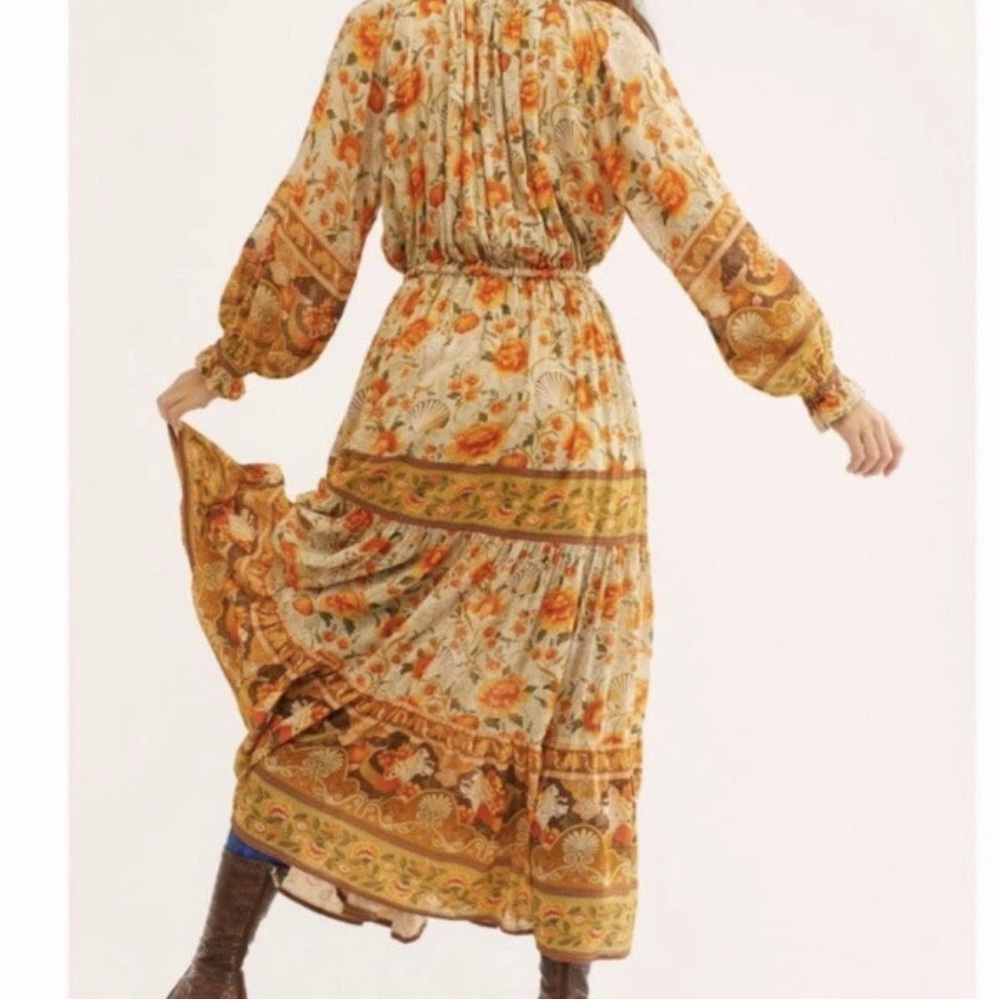 Spell Seashell ( Sand ) Midi NWOT Long Sleeve Dress Size M - Picture 6 of 11